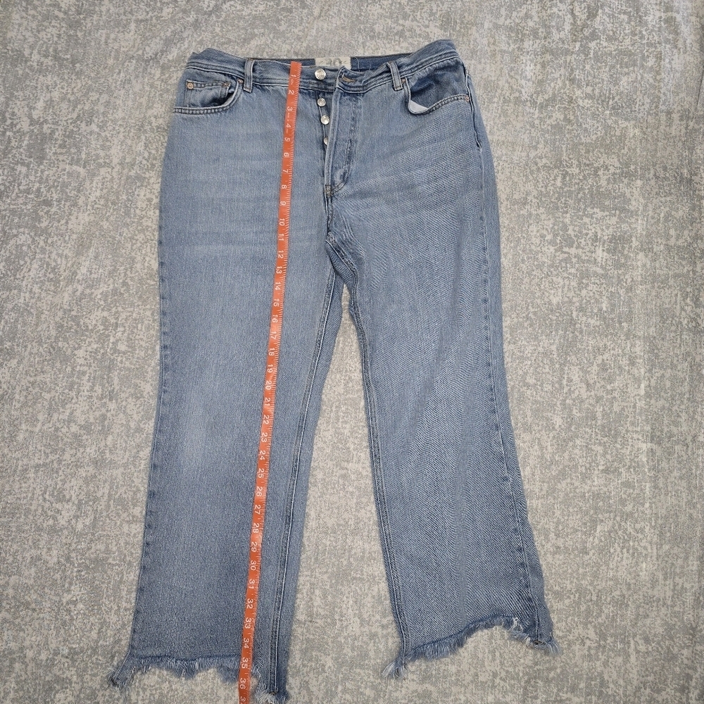 We The Free high-rise, light-wash denim  Size 30 - Picture 6 of 9
